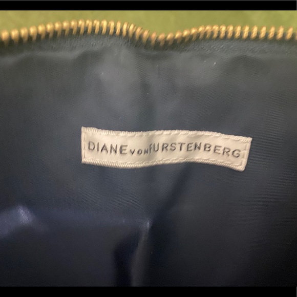 Diane Von Furstenberg cheetah print clutch - Picture 3 of 3